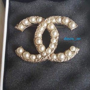 Chanel XL Pearl Brooch, Gold